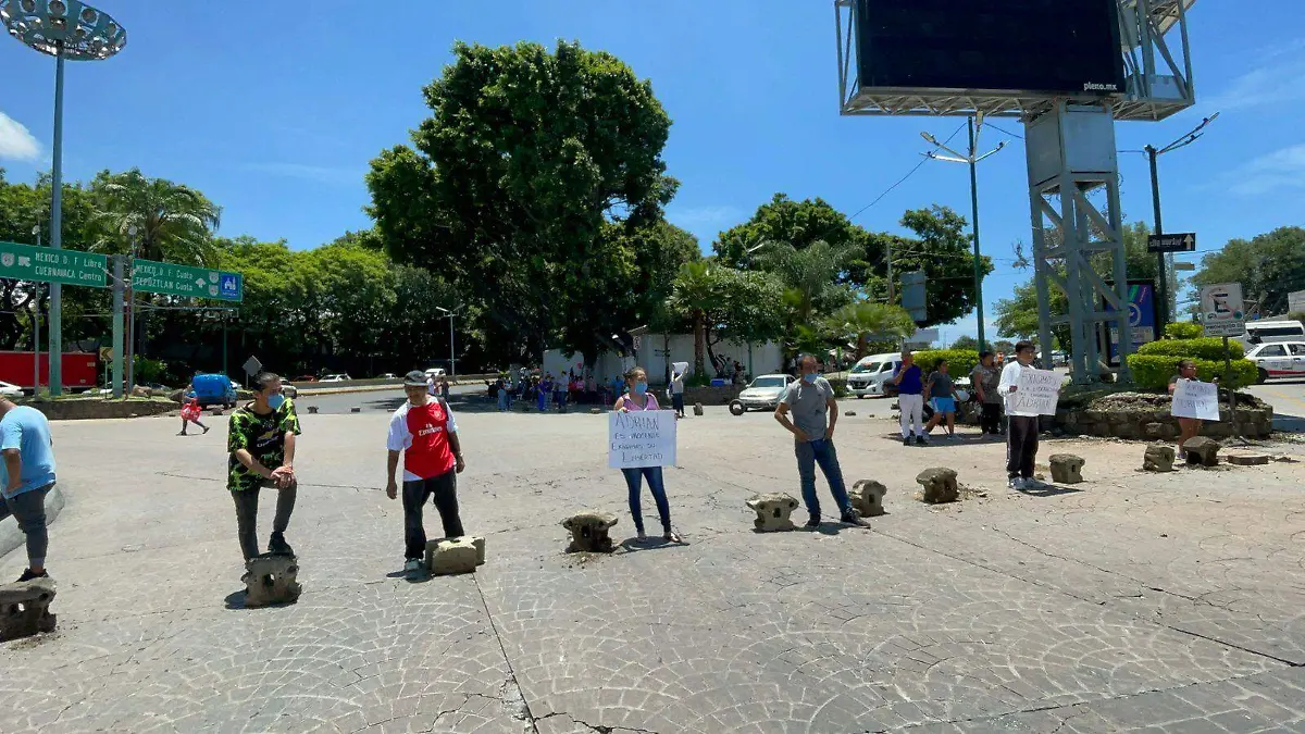 Bloqueo Paloma de la Paz-vecinos Lienzo Charro