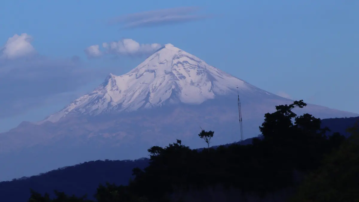 evacuacion-volcan3-luis-flores