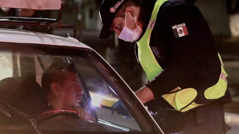 alcoholimetro-regreso1-luis-flores