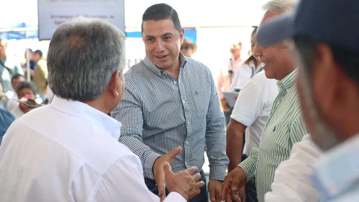 Alcalde de Jiutepec-obras hidráulicas