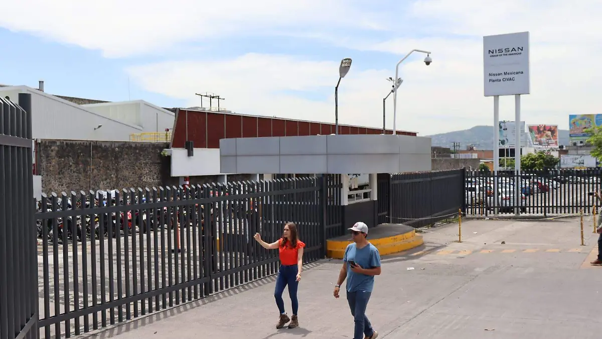 nissan-gobierno1-luis-flores