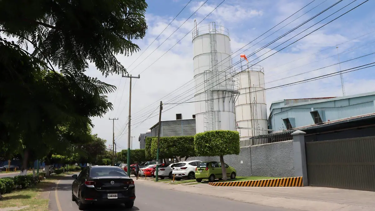 Zona industrial de CIVAC (b)