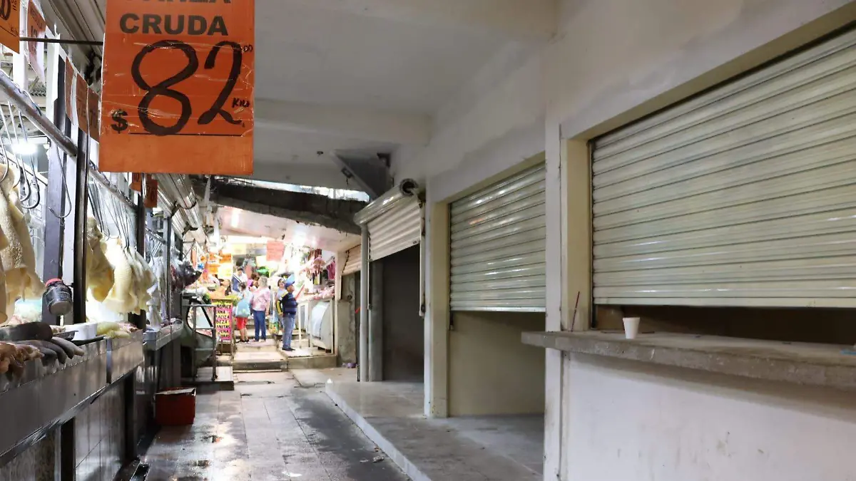 locales-comerciantes1-luis-flores