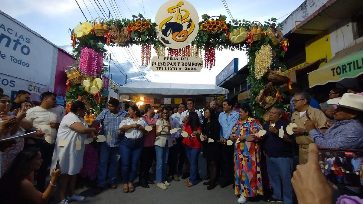 inauguración feria-queso-vino-tehuixtla