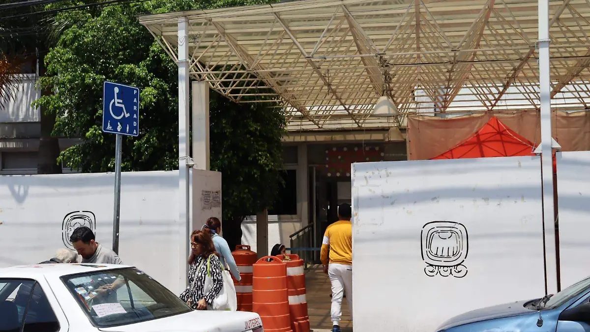 issste-calero2-luis-flores