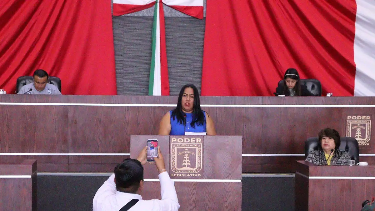 jazmin-iniciativa1-luis-flores