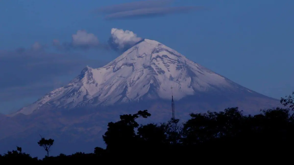 vecinos-popocatépetl1-luis-flores