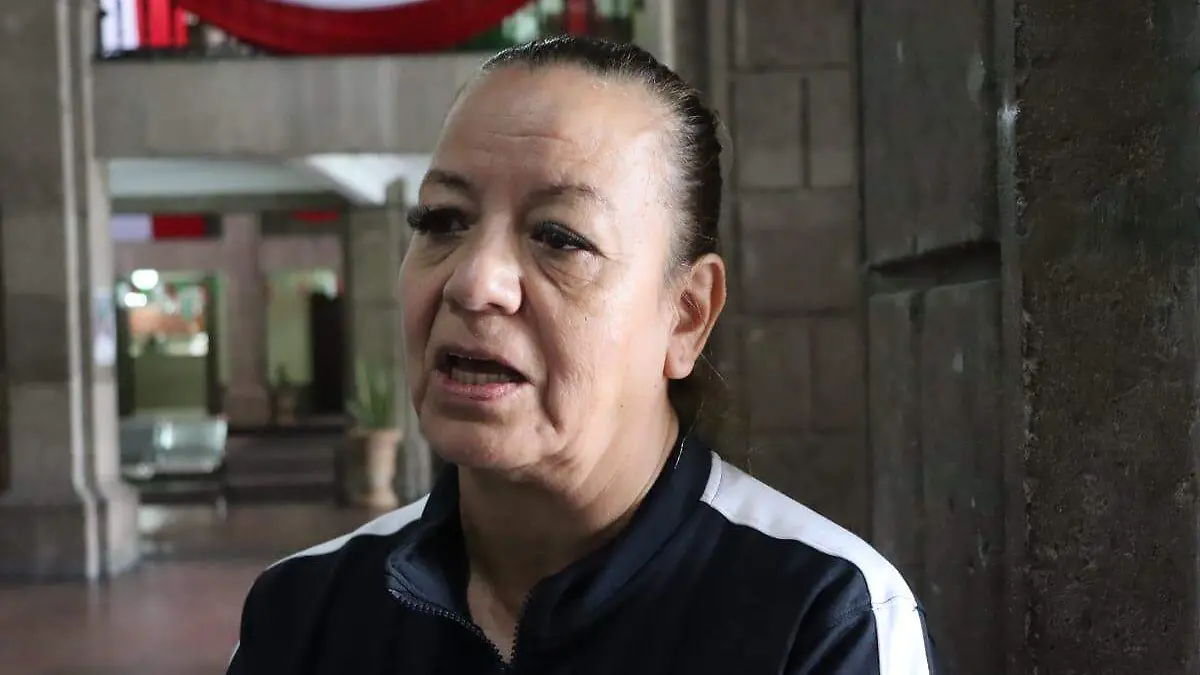 abuelita-protesta1-luis-flores