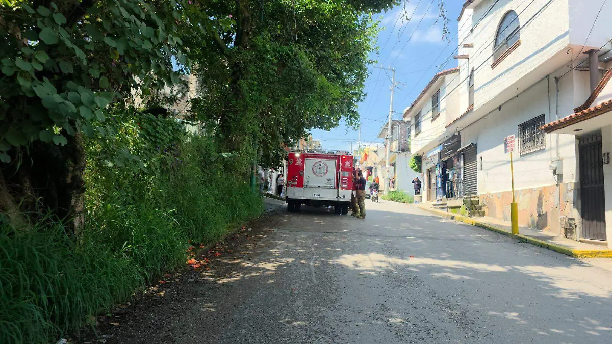 accidente en Cuernavaca. Trabajador de Totalplay recibe descarga eléctrica