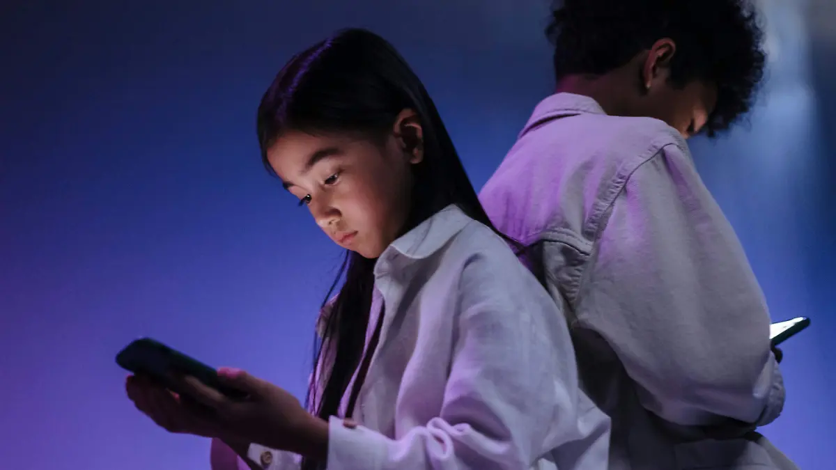 pexels-ron-lach-9785010