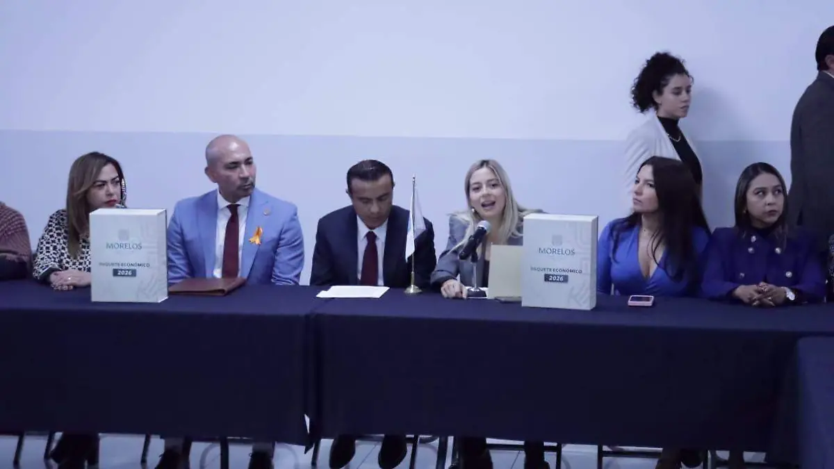 secretario-paqueteconomico3-luis-flores