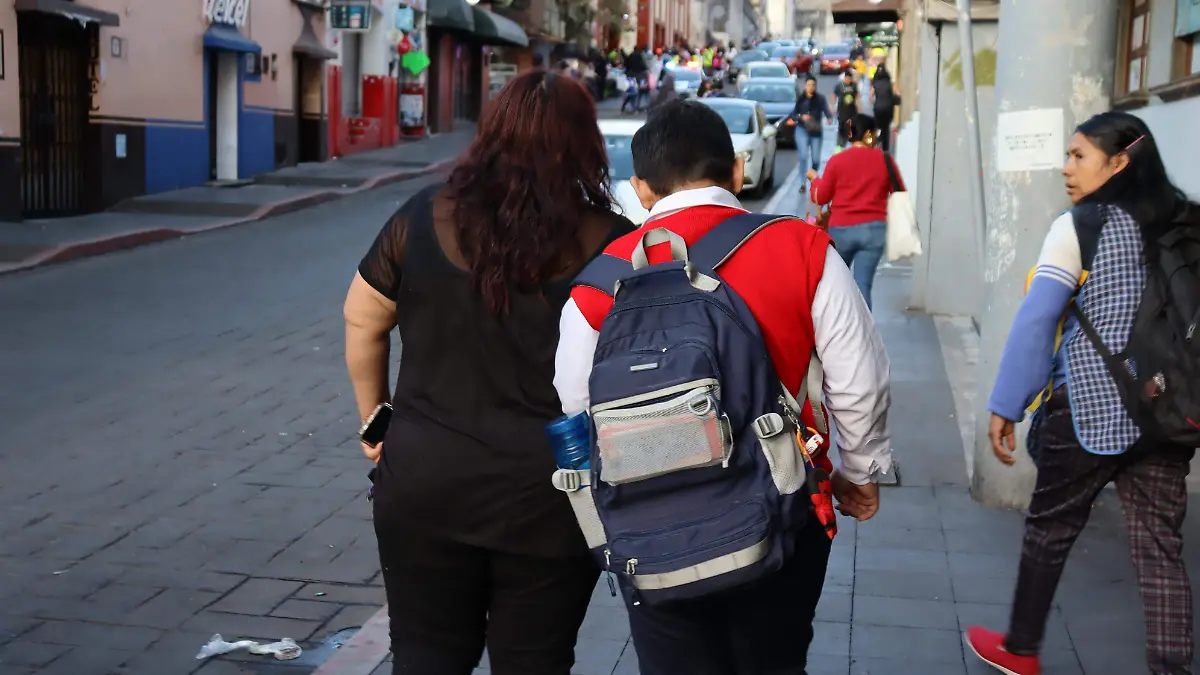 karla-tecnologiaescuelas2-luis-flores
