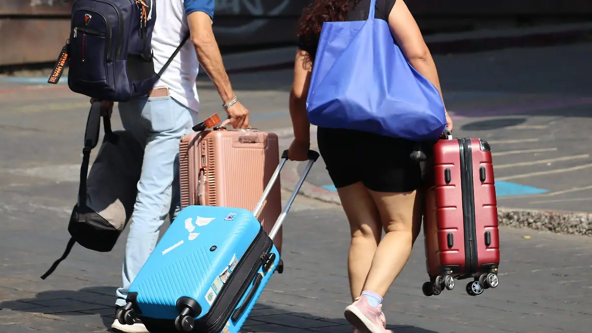 migracion-viajesturismo1-luis-flores