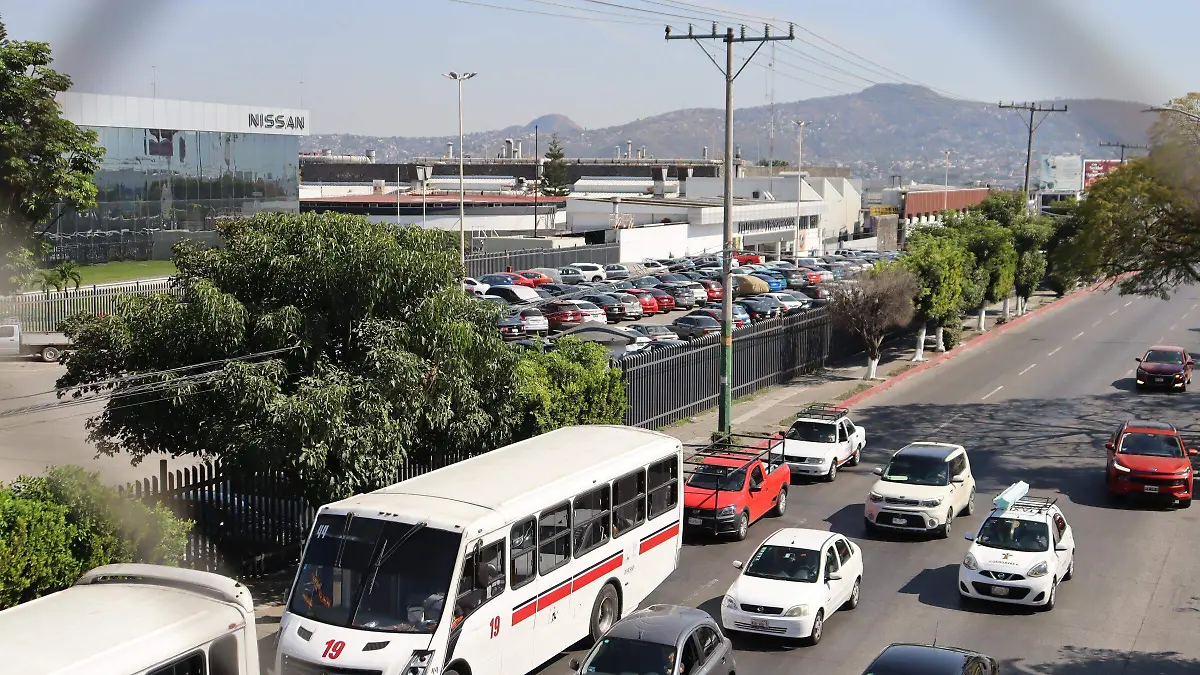 vendedores-ambulantesnissan3-luis-flores