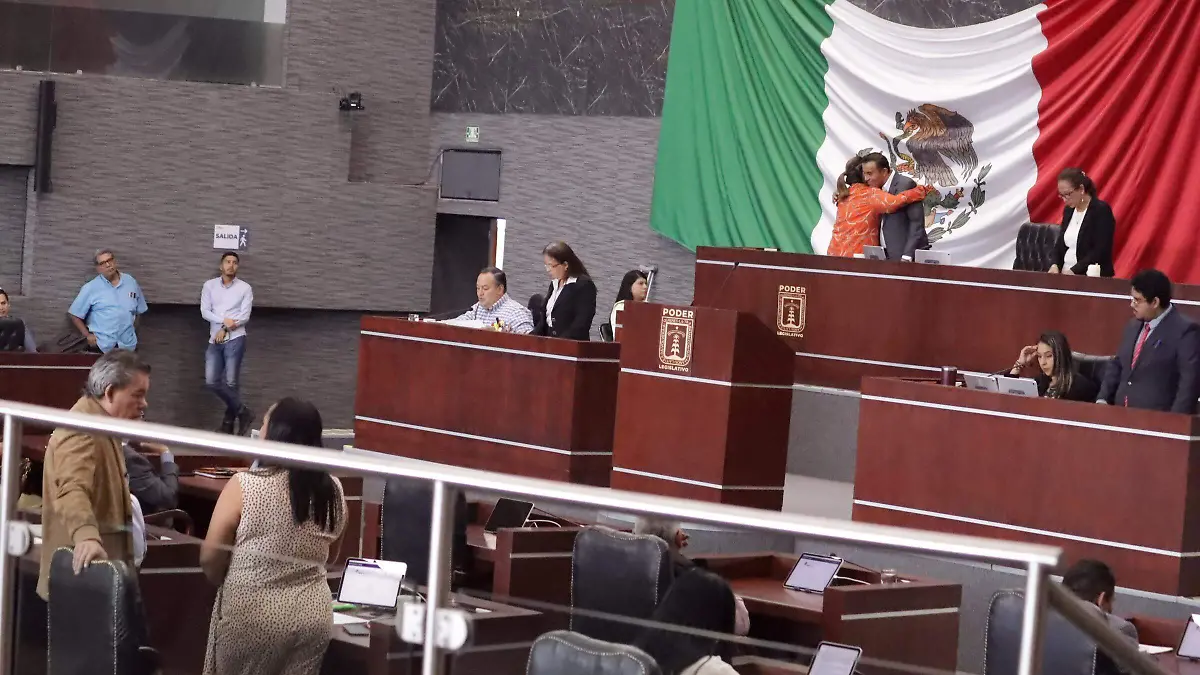 congreso-pendientes2-luis-flores