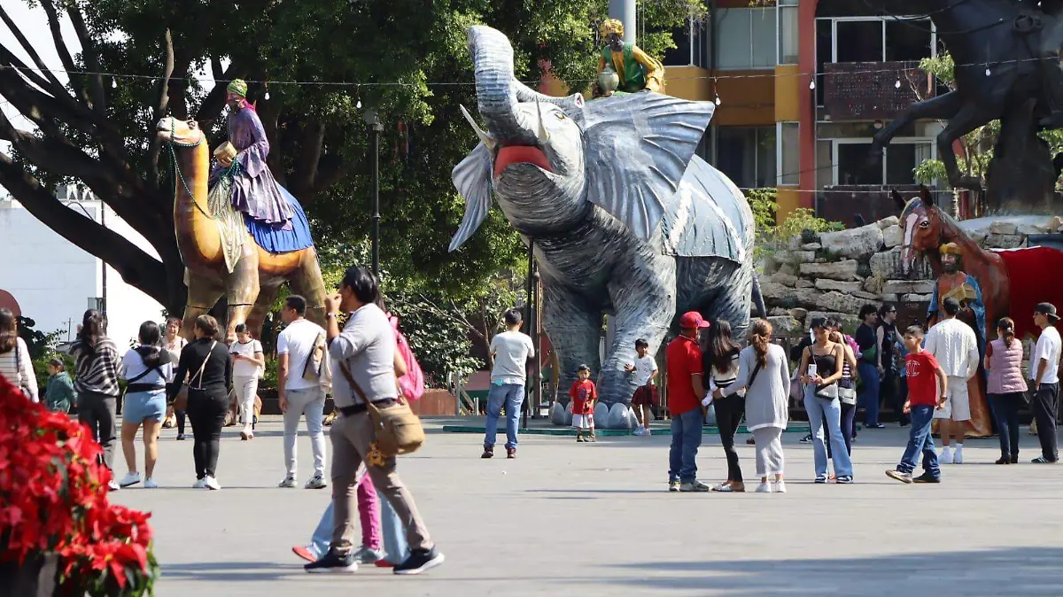 afluenciaturistica-cuernavaca2-luis-flores