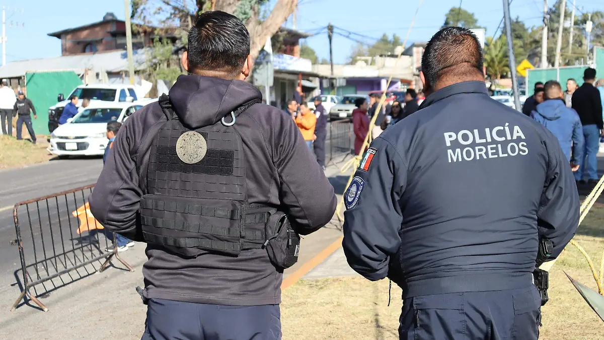 policia-moreloscuartel2-luis-flores