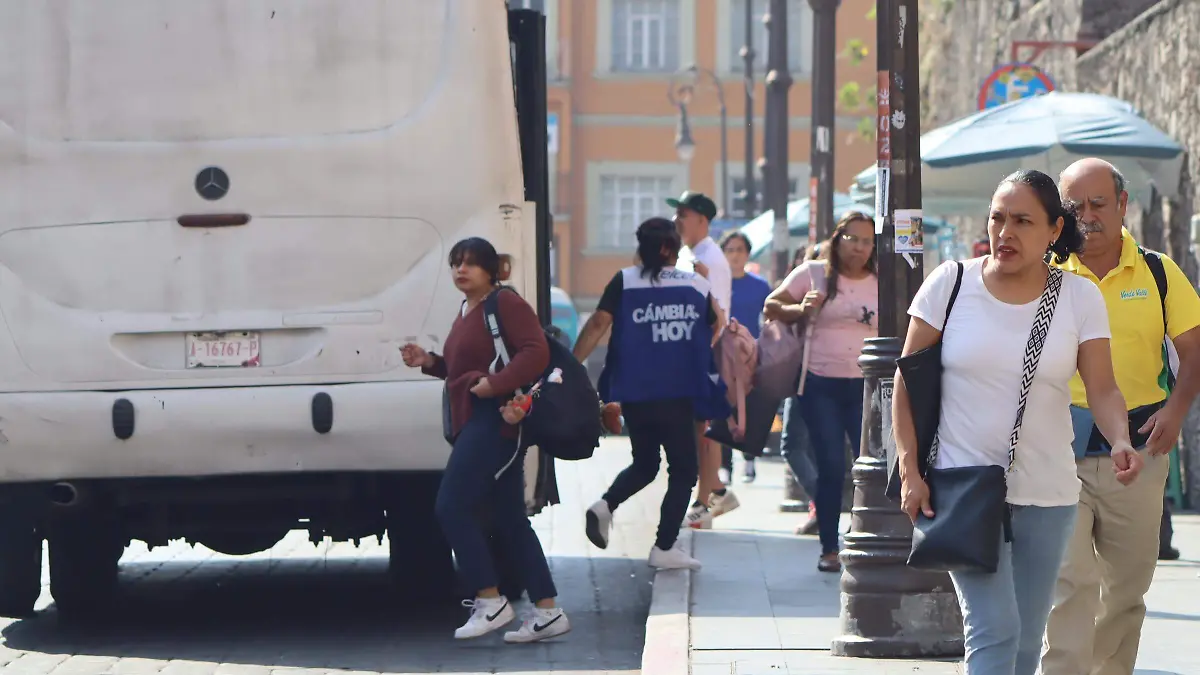 denunciamujeres-violenciadigital2-luis-flores