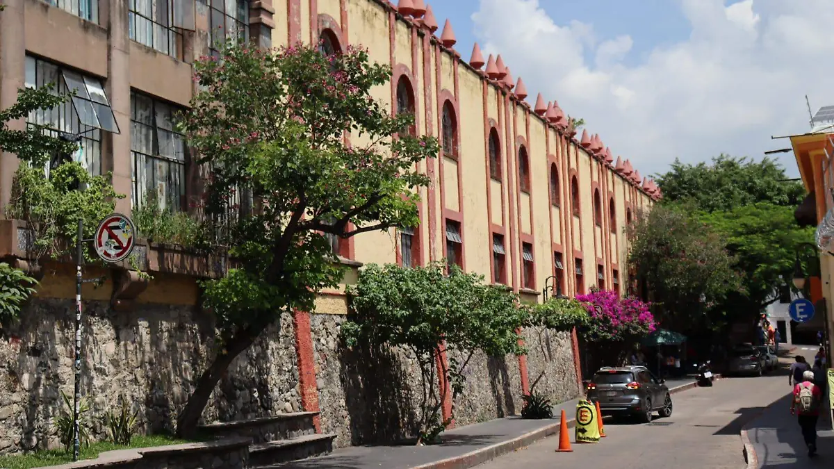 espitiamillones-mobiliario2-luis-flores