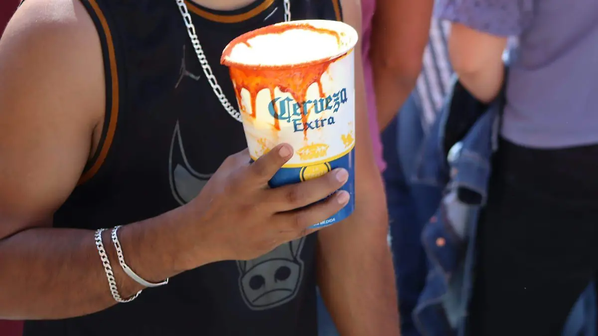 Uso de unicel en carnavales y fiestas patronales