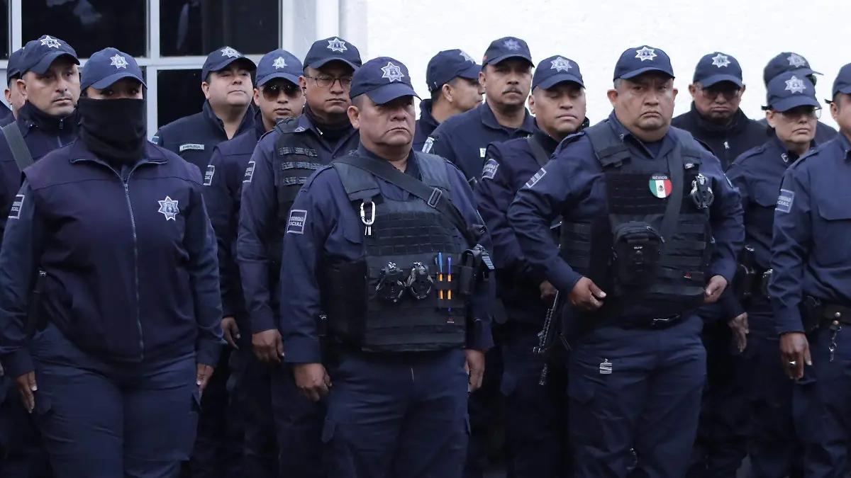 rafareyes-policias1-luis-flores