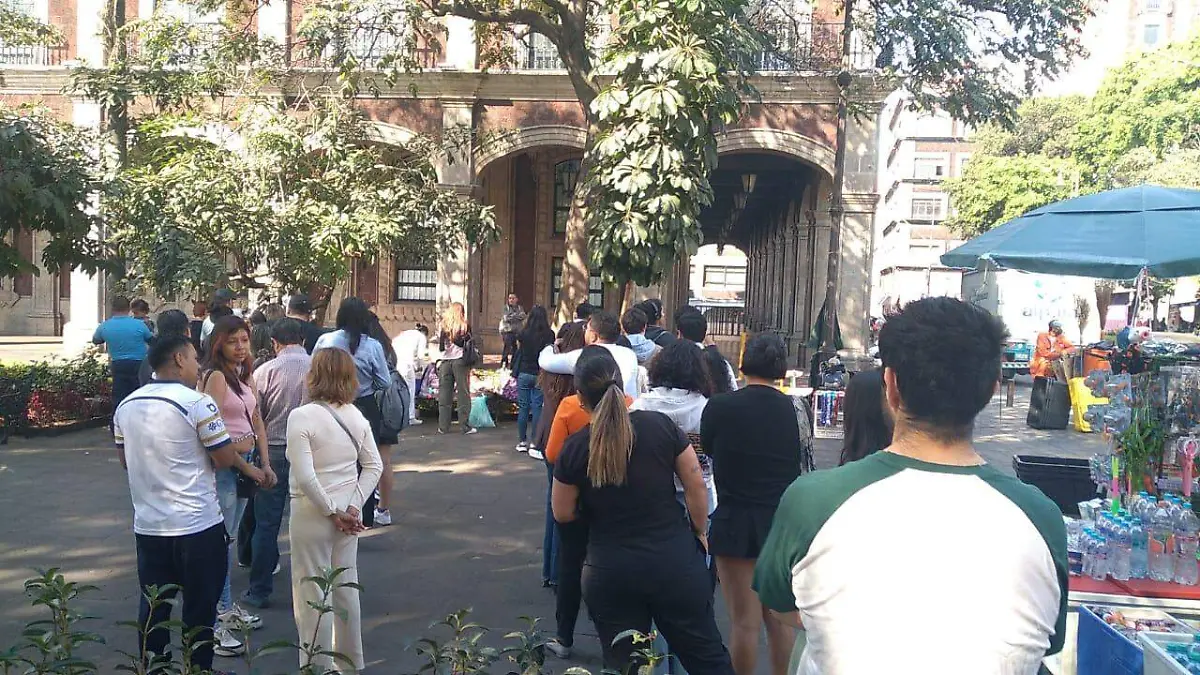 vacunacion-plaza-armas-sarampion