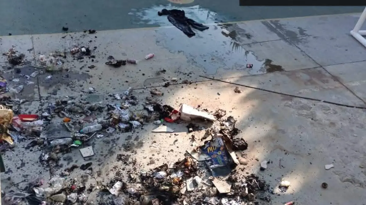 Connato incendio-escuela-Tepoz