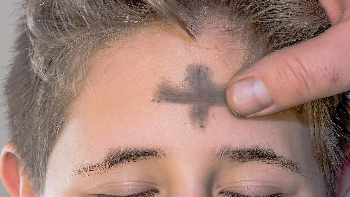 myriams-fotos-aschermittwoch-2105335_1280