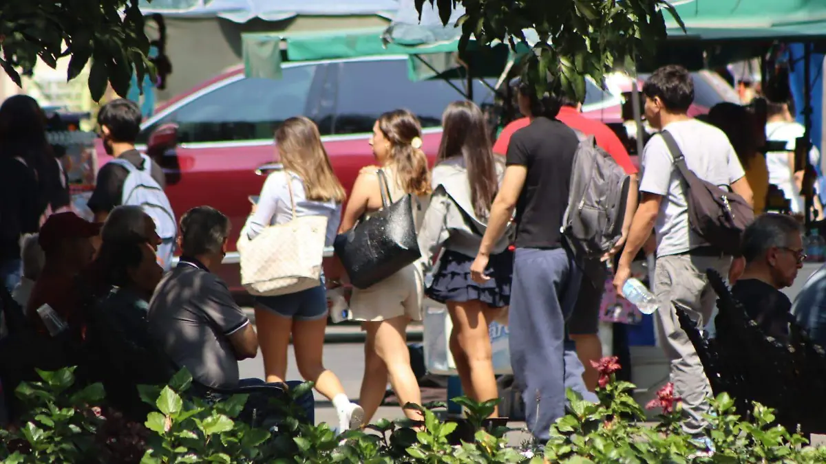 jovenes-expresen1-luis-flores