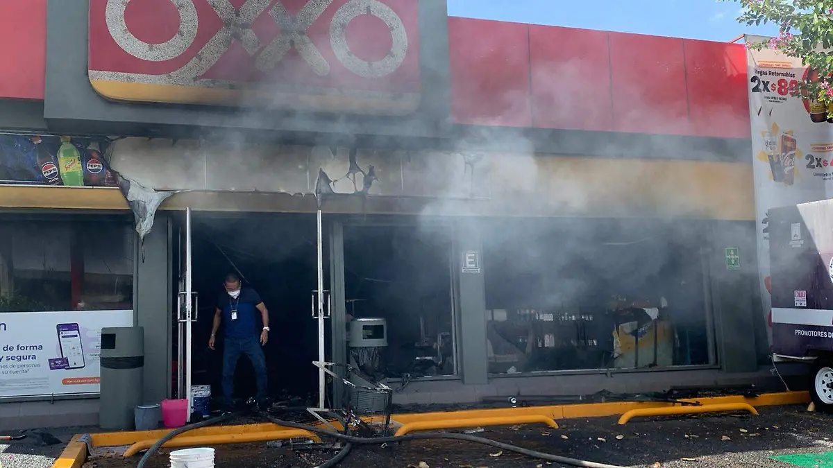incendio-oxxo-ayuntamiento-jiutepec (2)
