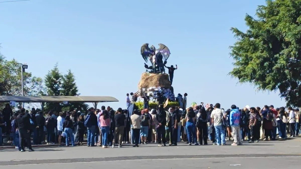 estudiantes-kimberly4-luis-flores