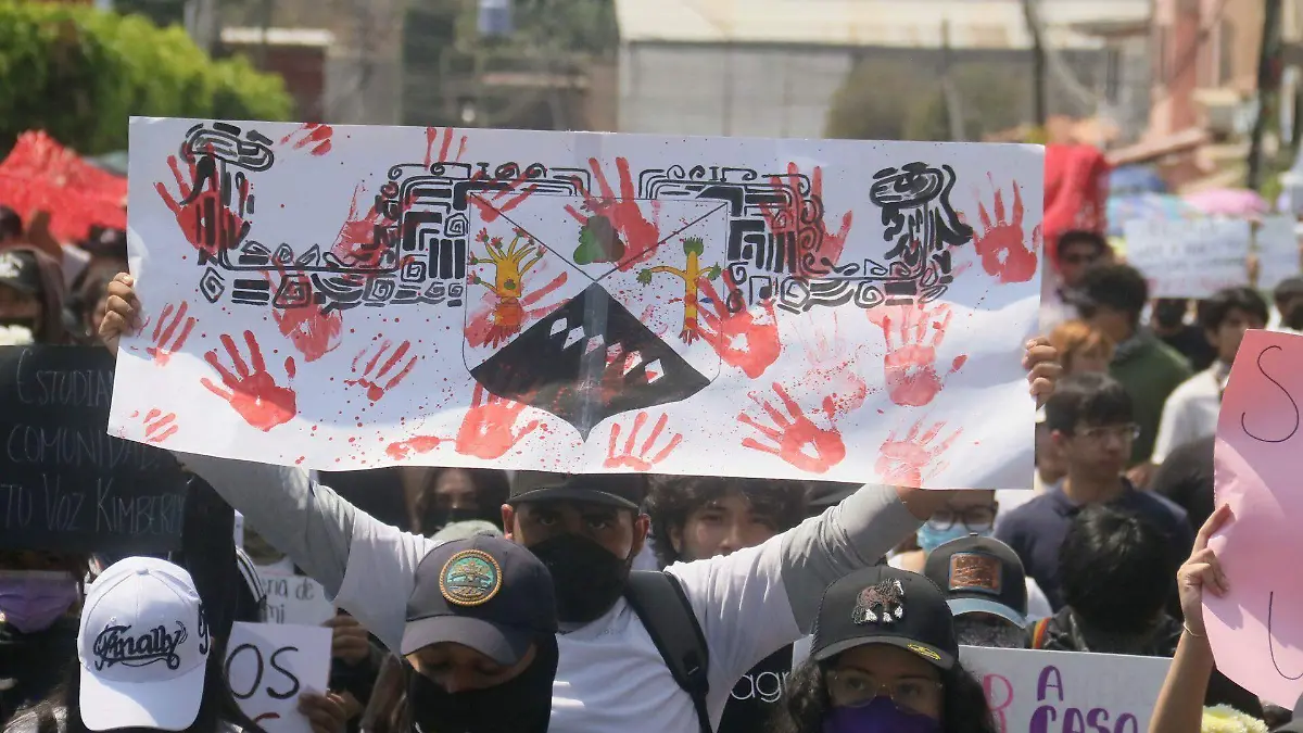 uaem-protestas-caso-kimberly