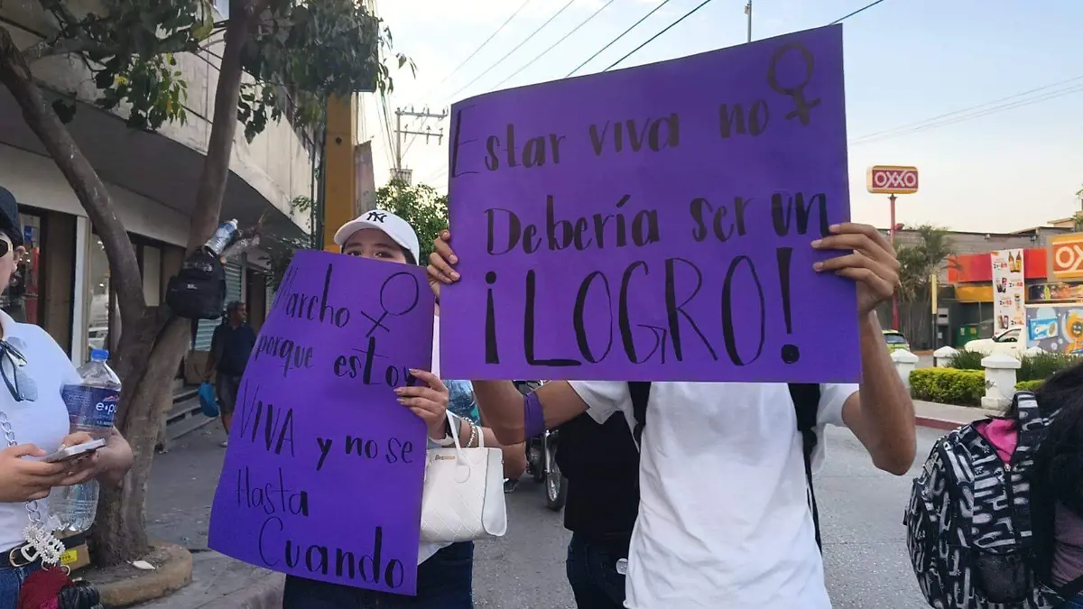 Marcha-Jojutla-Karol-UAEM (2)