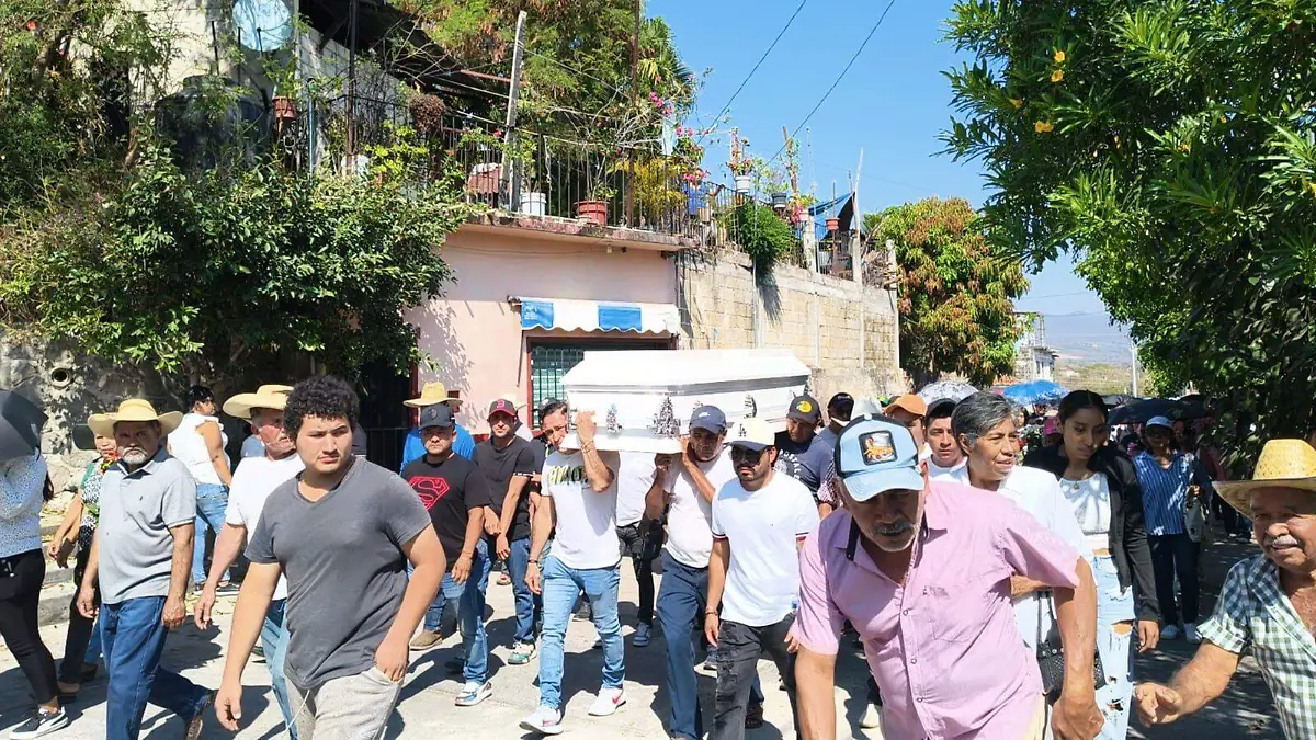 feminicidio-karol-mazatepec-sepelio (3)