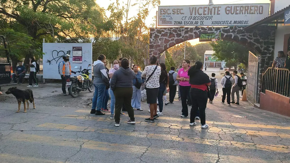 Toma-escuela-Xoxocotla