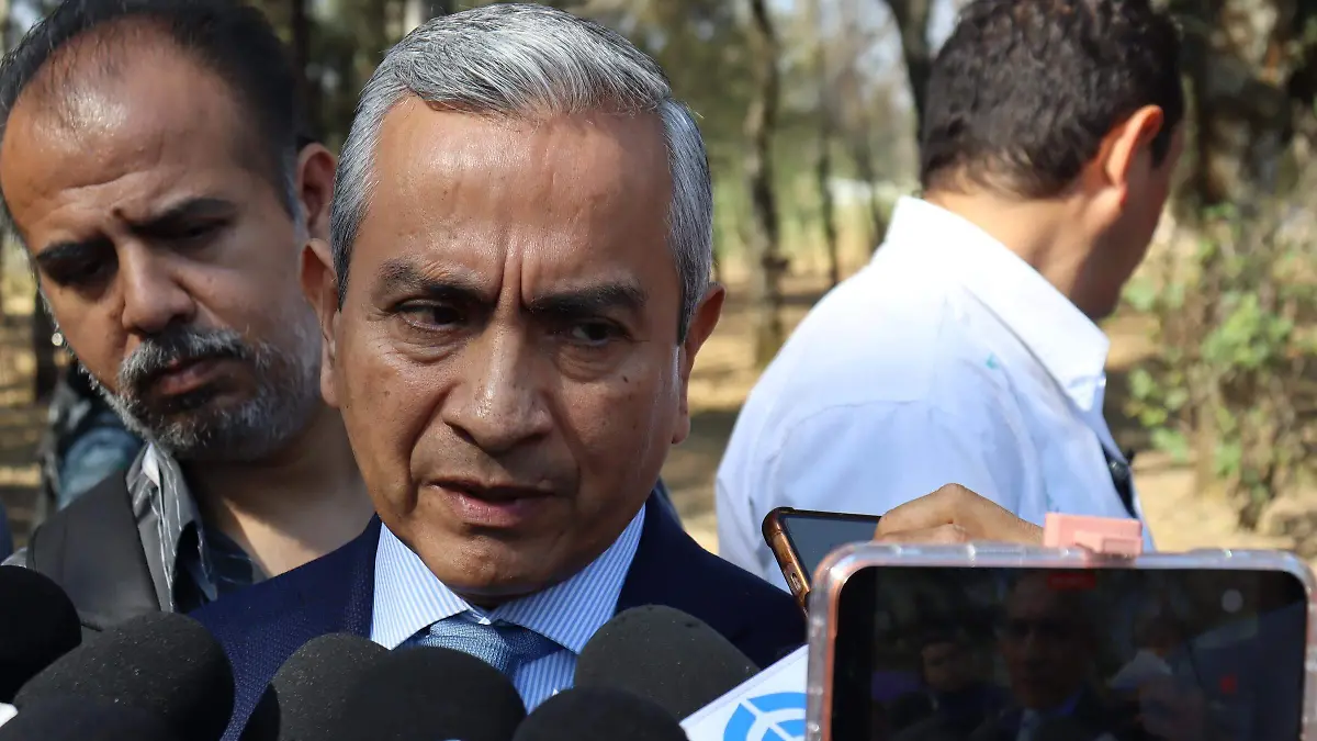 blumenkron-investiga2-luis-flores