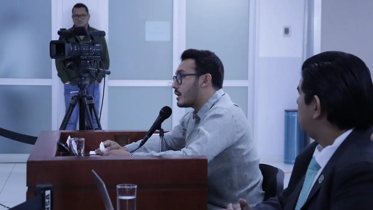 comparecencia-dupre1-luis-flores