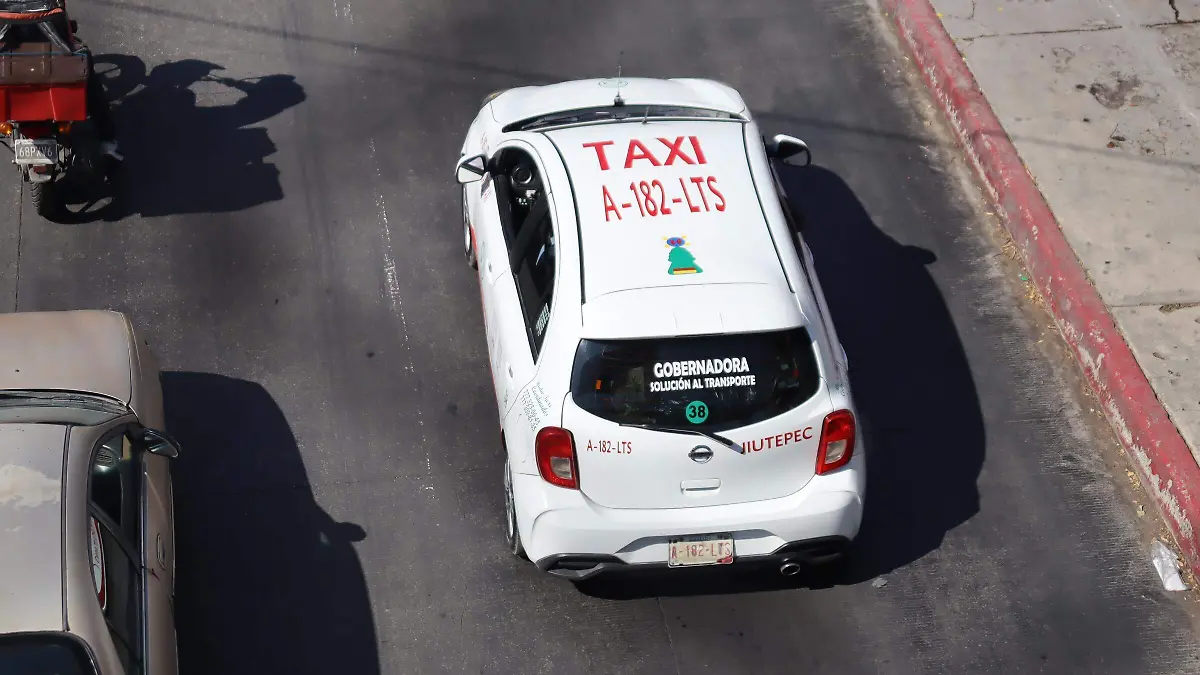 taxis-destitucion2-luis-flores