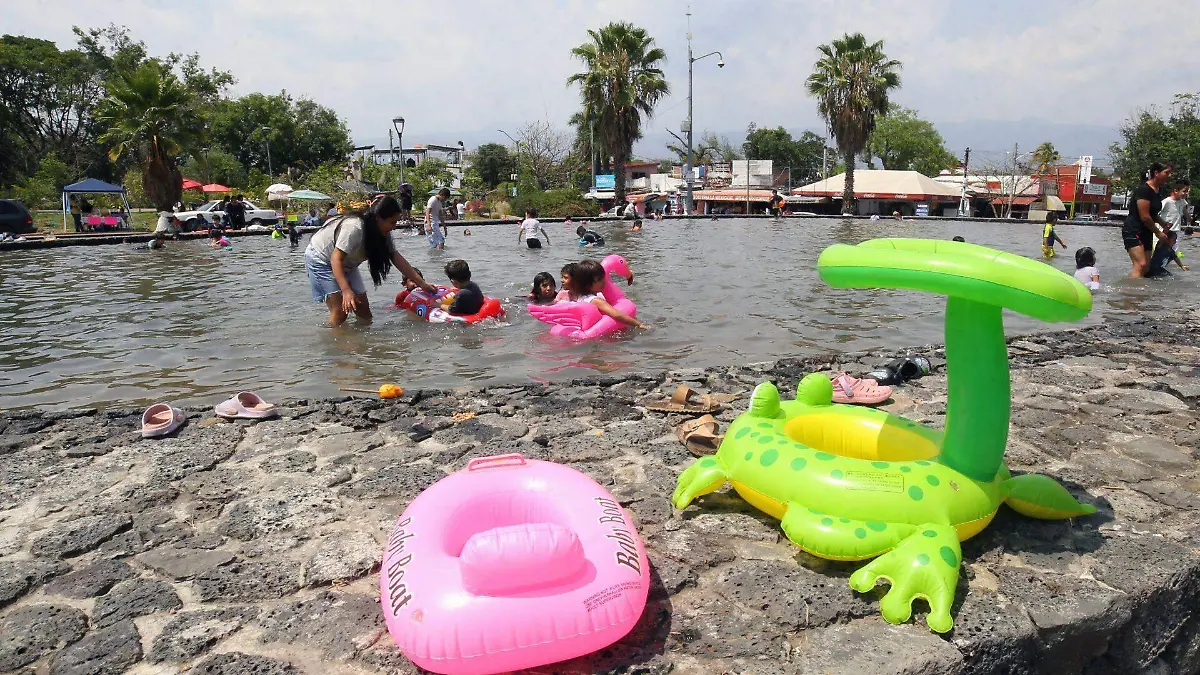 1076204_Fuente de Agua Calor_web