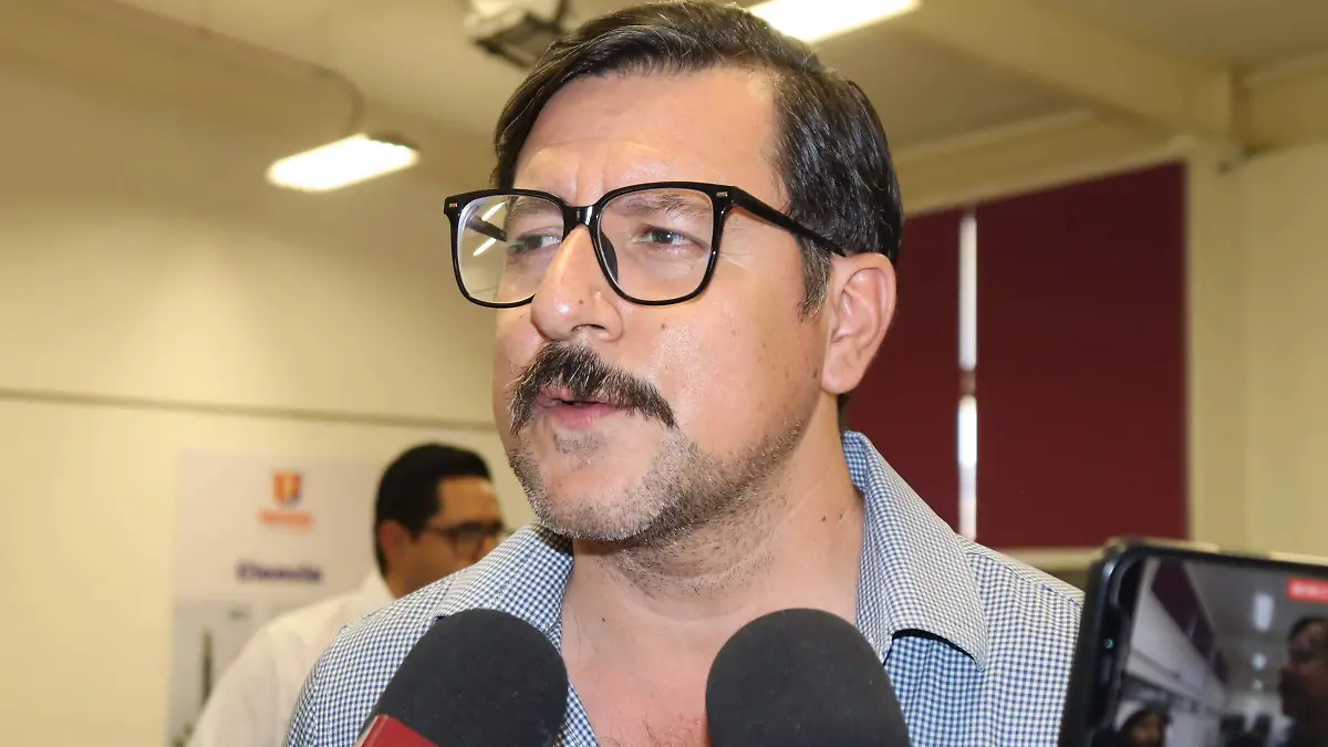 albertobarrera-transportepublico1-luis-flores