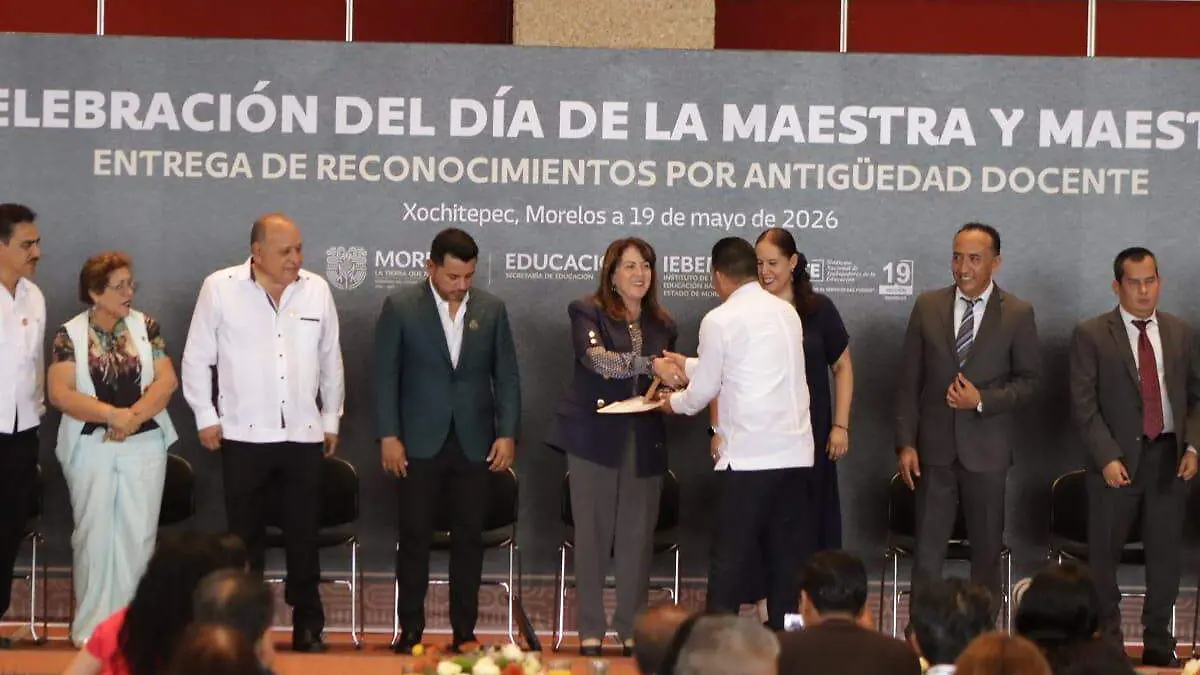 entregabonos-margaritadocentes3-luis-flores