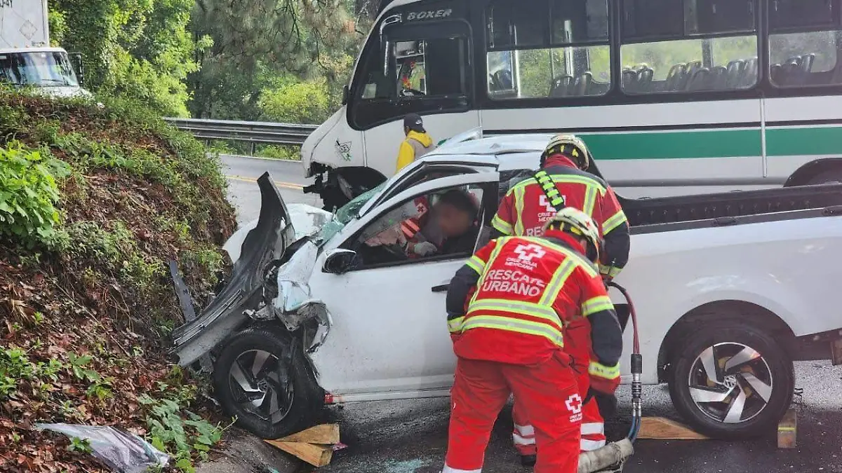 accidente-cuernavaca-ruta-auto-particular-prensado-6-junio-2026 (2)