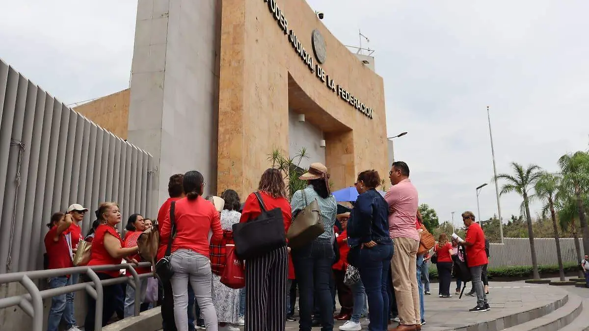 protestajubilados-poderjudicialfederacion1-luis-flores