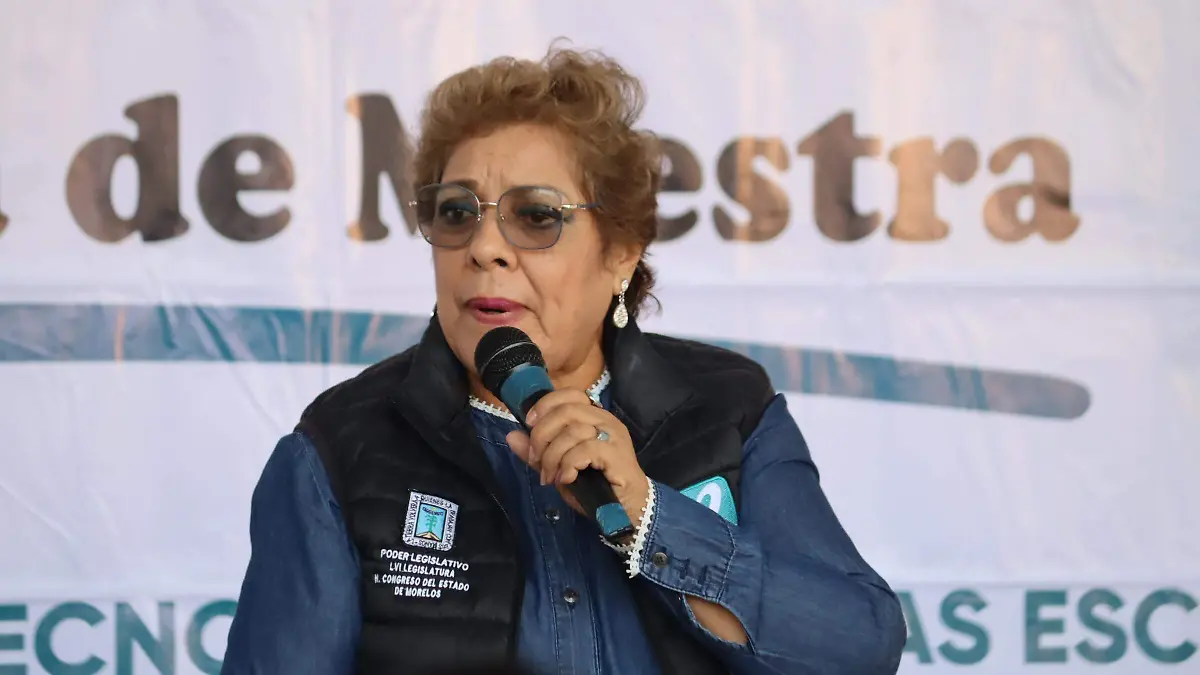 ruth-rural2-luis-flores