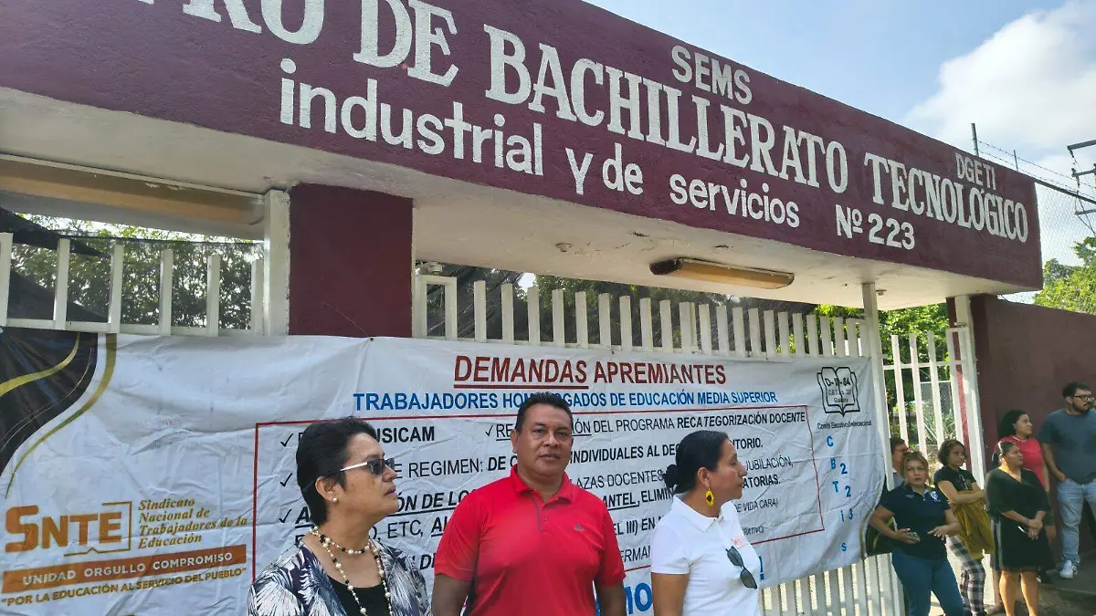 docentes-del-cbtis-223-protesta-zacatepec-morelos