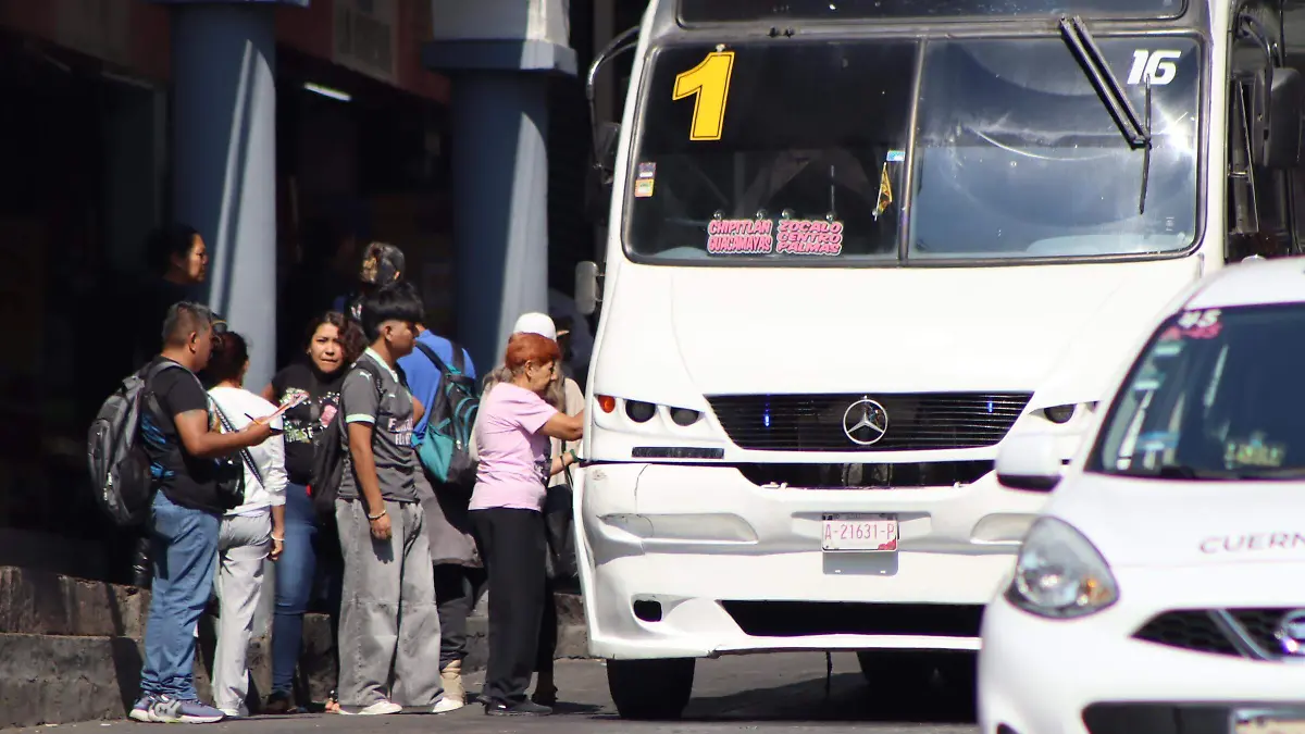 retiraranunidades-trasporte2-luis-flores