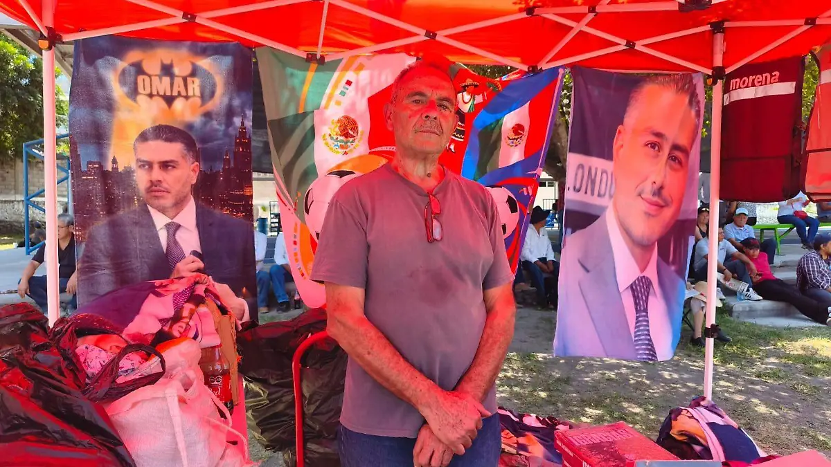 Mercancía-Cuatroté-Zacatepec-vendedor