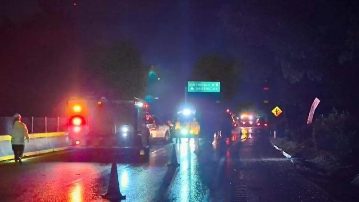 mexico-cuernavaca-cierre-autopista