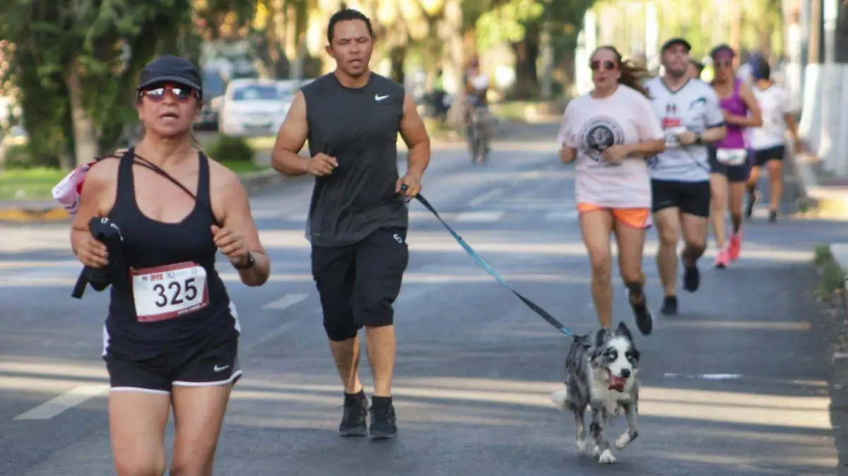 Todos a correr en compañía de su perro