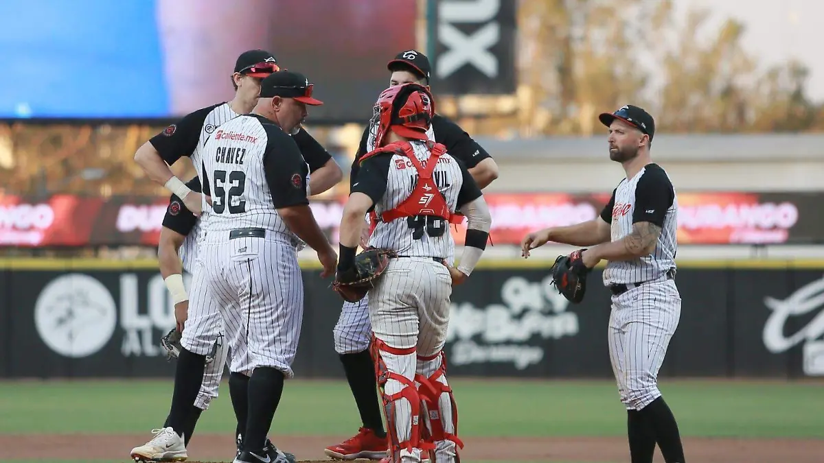 Dos peloteros nuevos a llegan Caliente